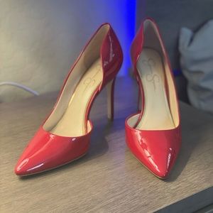 Red pumps